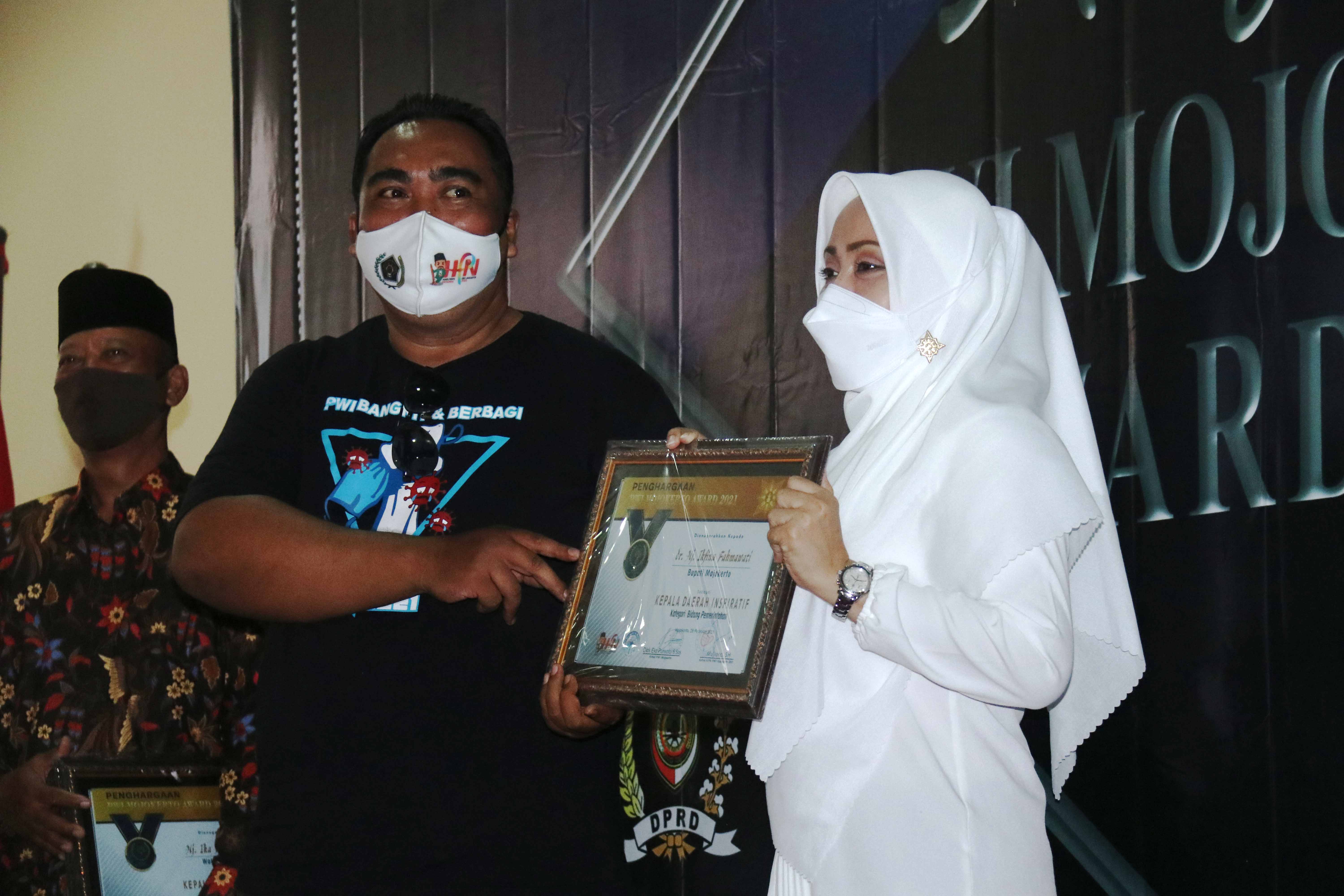 HPN 2021, Bupati Mojokerto Dapatkan Predikat Kepala Daerah Inspiratif