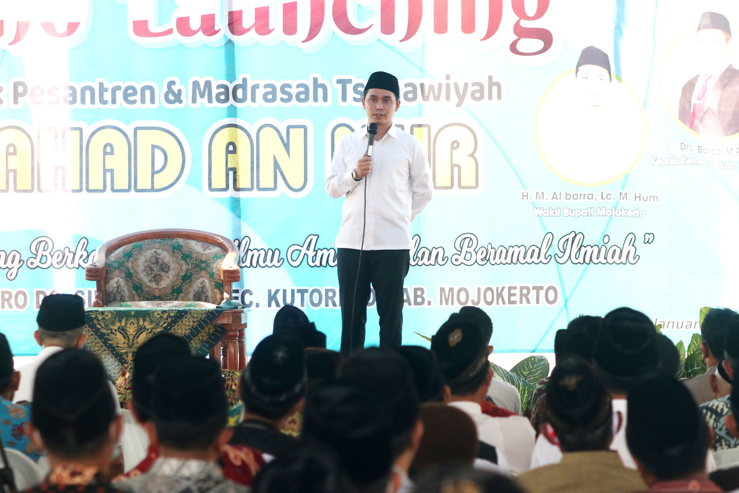 Gus Barra Hadiri Launching Ponpes dan MTs di Kutorejo