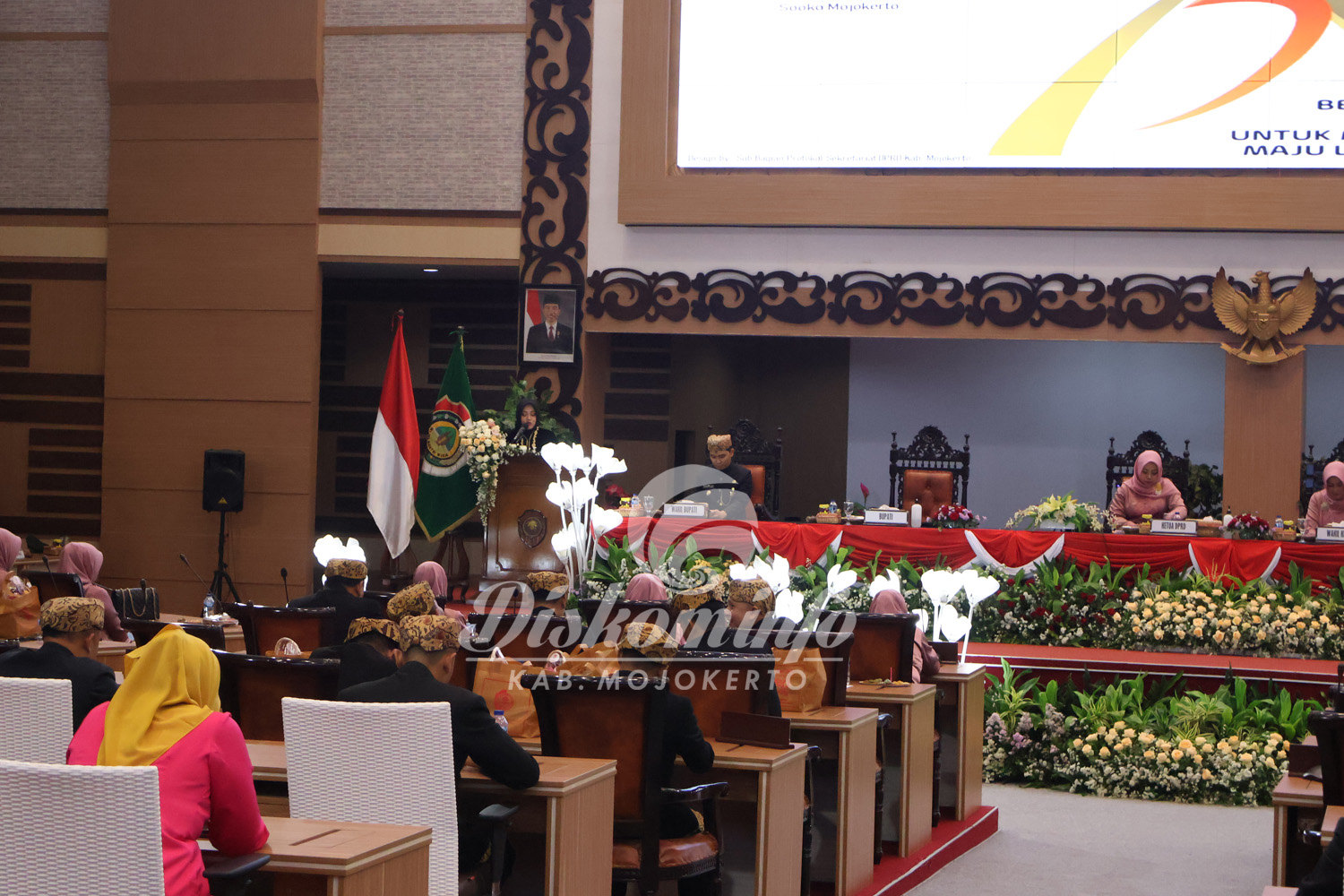 Gelar Rapat Paripurna Peringatan Hari Jadi Kabupaten Mojokerto ke-730, Bupati Mojokerto Sampaikan Sederet Prestasi dan Pembangunan di Bumi Majapahit