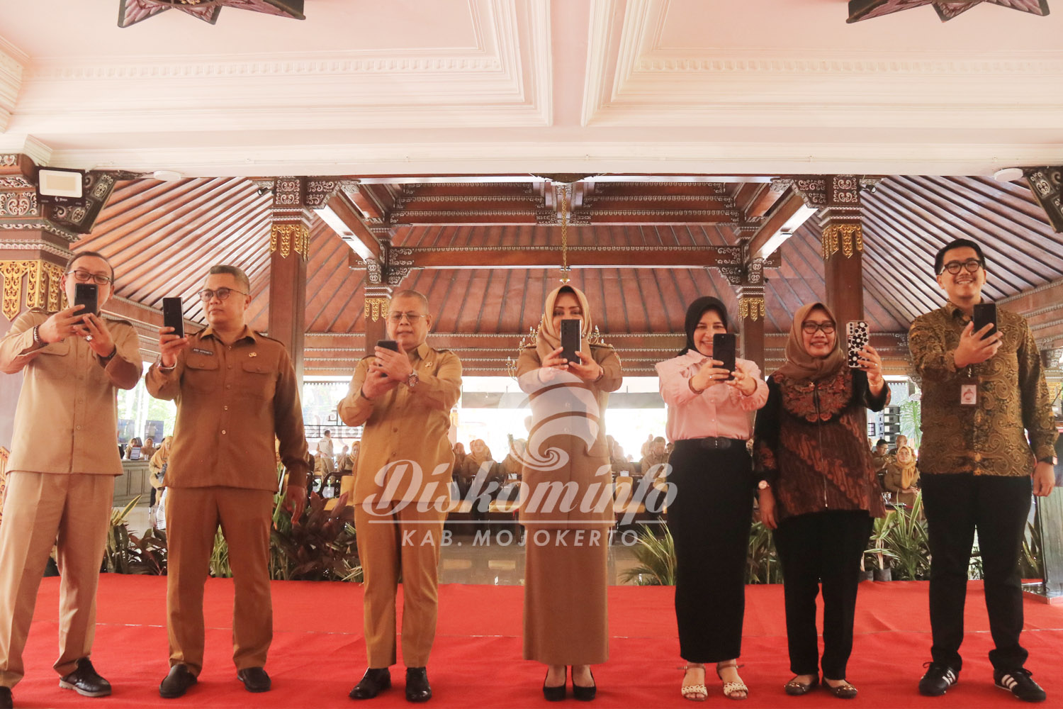 Berpeluang Terbaik 5 Besar Nasional, Bupati Ikfina Ajak ASN Dukung Inovasi Aplikasi Tumbas