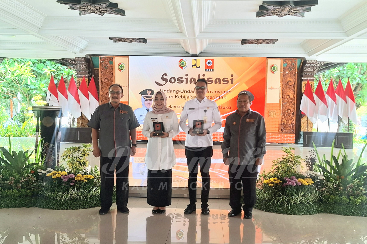 Bupati Ikfina Buka Sosialisasi UU Keinsiyuran dan Keselamatan Kerja K3 Konstruksi