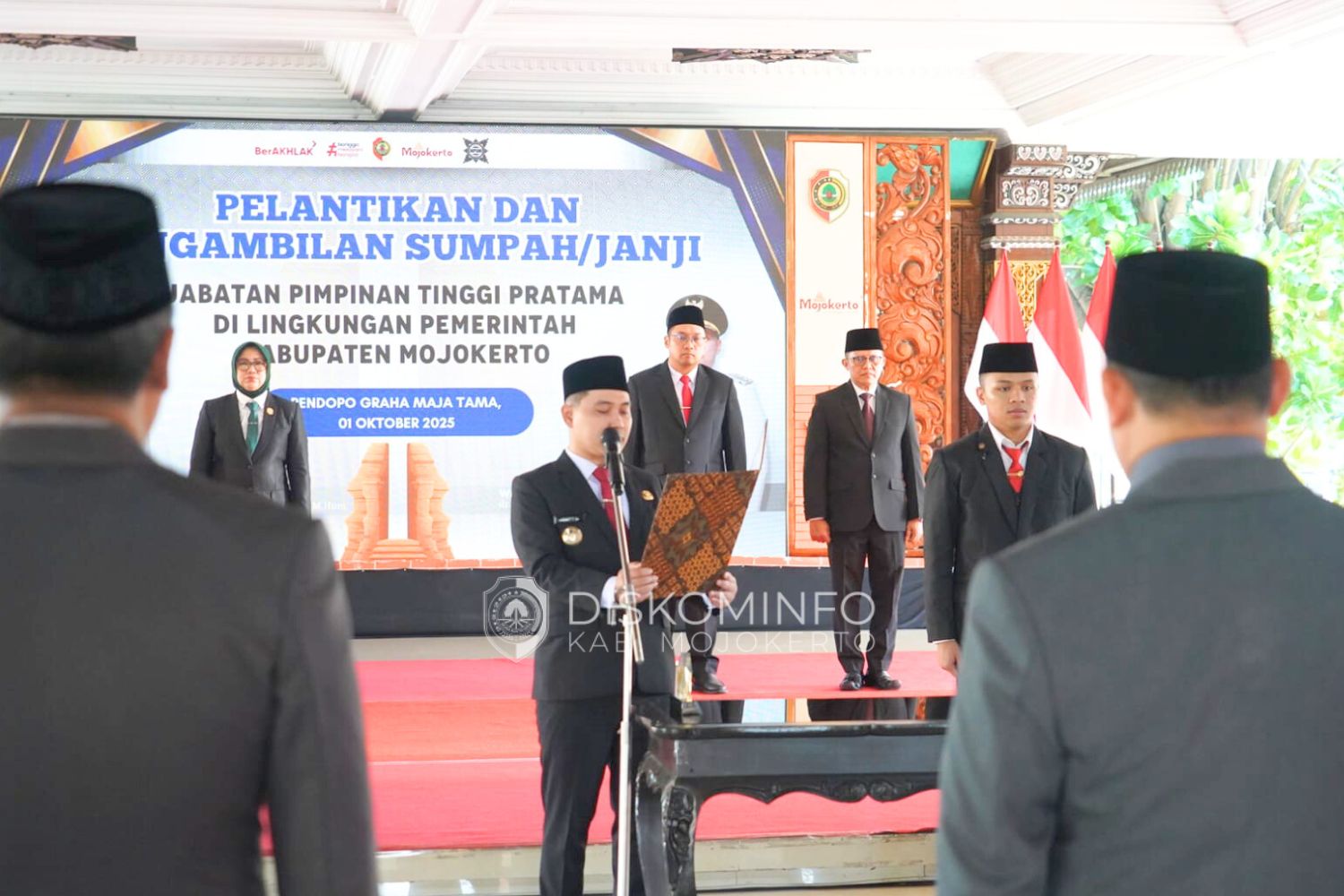 Bupati Mojokerto Lantik 7 Pejabat Tinggi Pratama, Tegaskan Tak Ada Pungli Jabatan