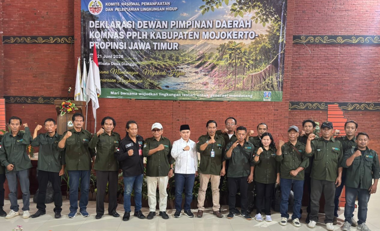 Deklarasi Komnas PPLH Kabupaten Mojokerto, Gus Bupati Tekankan Keseimbangan Lingkungan dan Pembangunan
