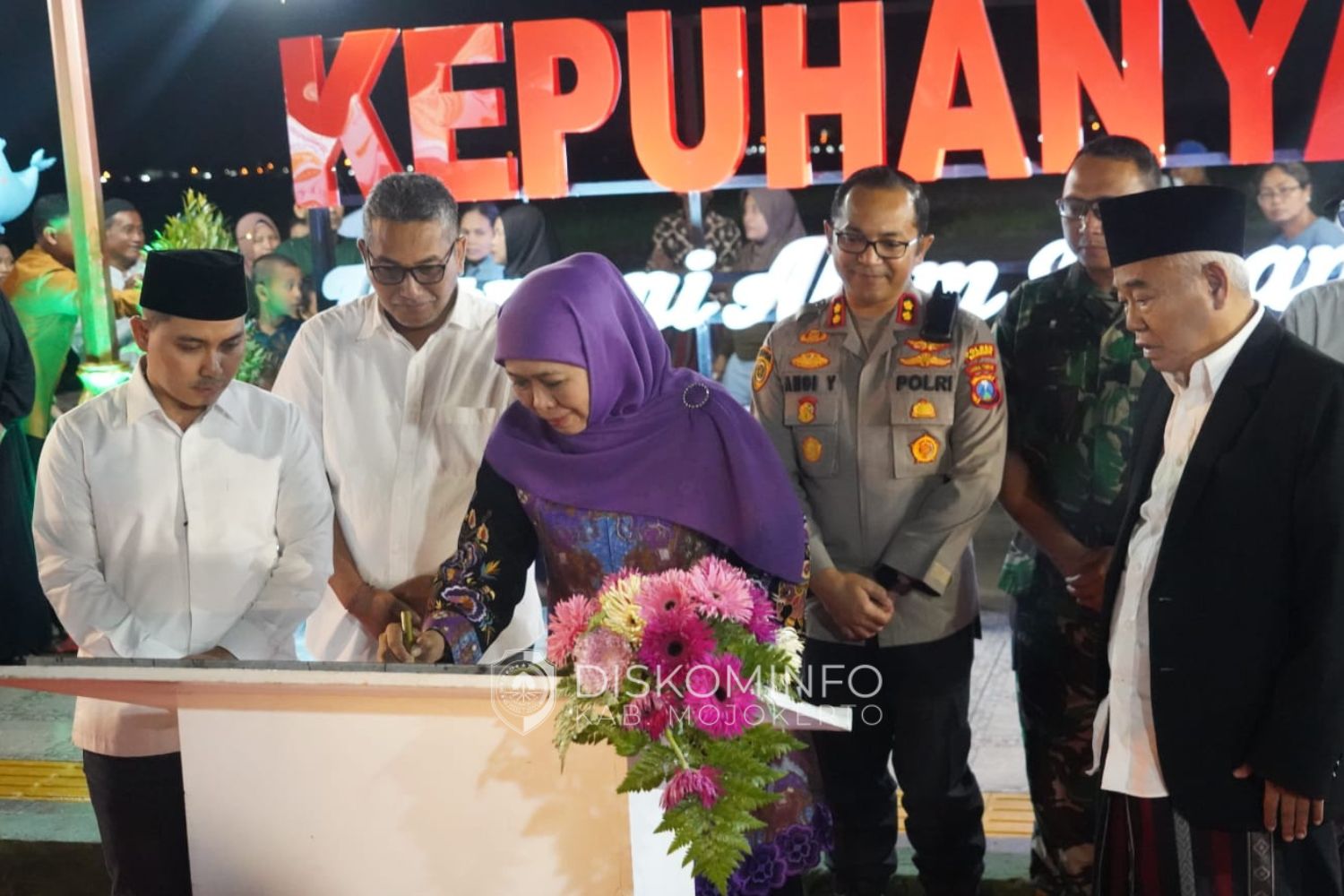 Gubernur Jatim Resmikan Program Penanganan Permukiman Kumuh Desa Kepuhanyar