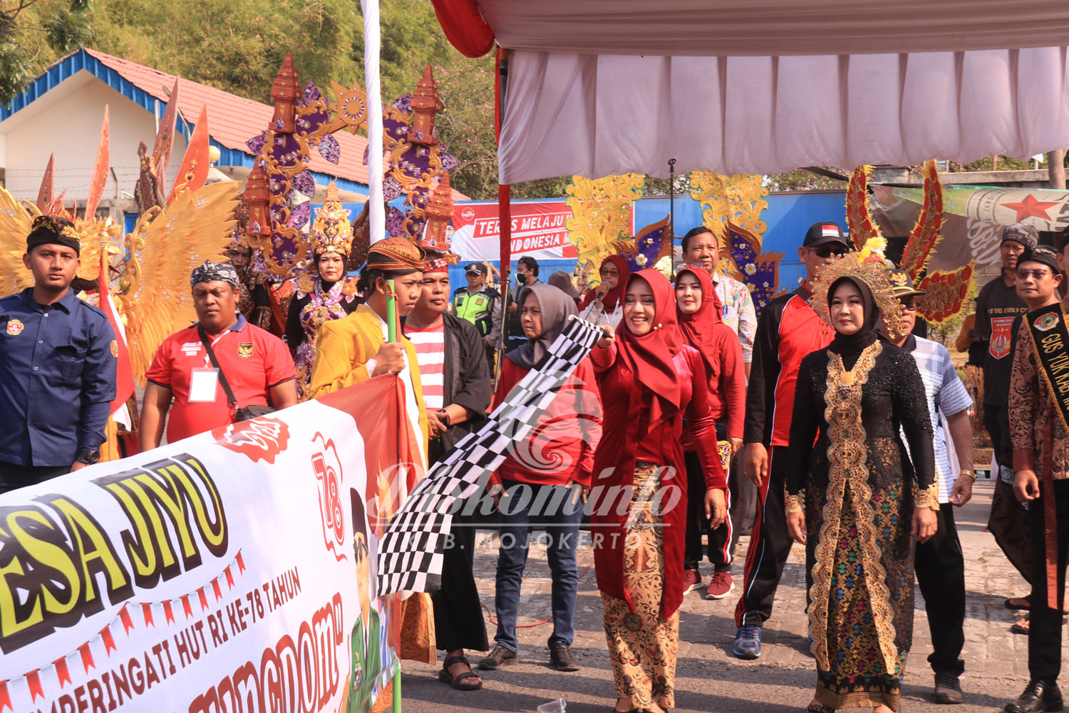 Karnaval Budaya di Kecamatan Kutorejo Berlangsung Meriah