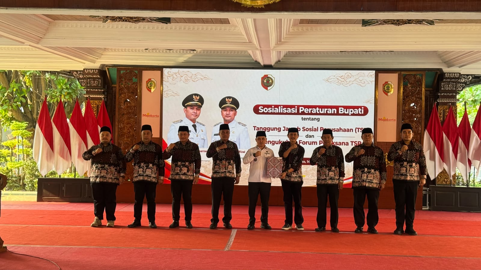 Perkuat Kolaborasi Dunia Usaha, Bupati Mojokerto Kukuhkan Forum Pelaksana TSP