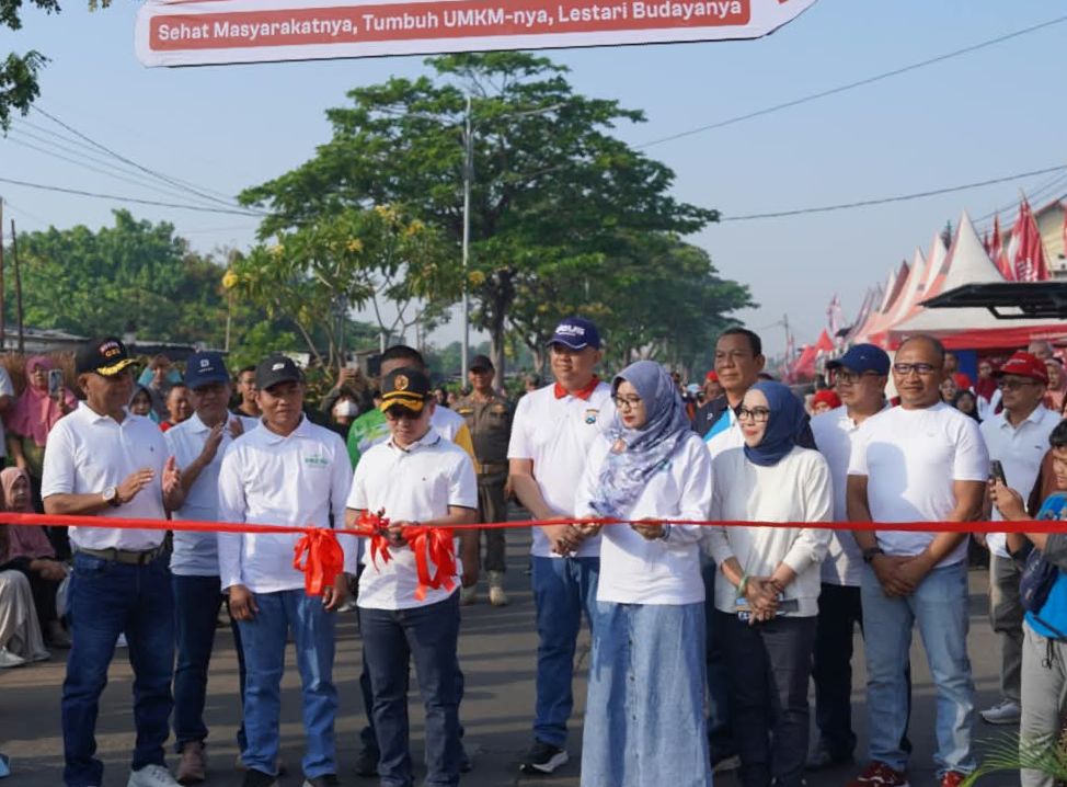 Resmikan CFD 'Peken Wilwatikta', Gus Bupati Mojokerto Dorong UMKM dan Pelestarian Budaya